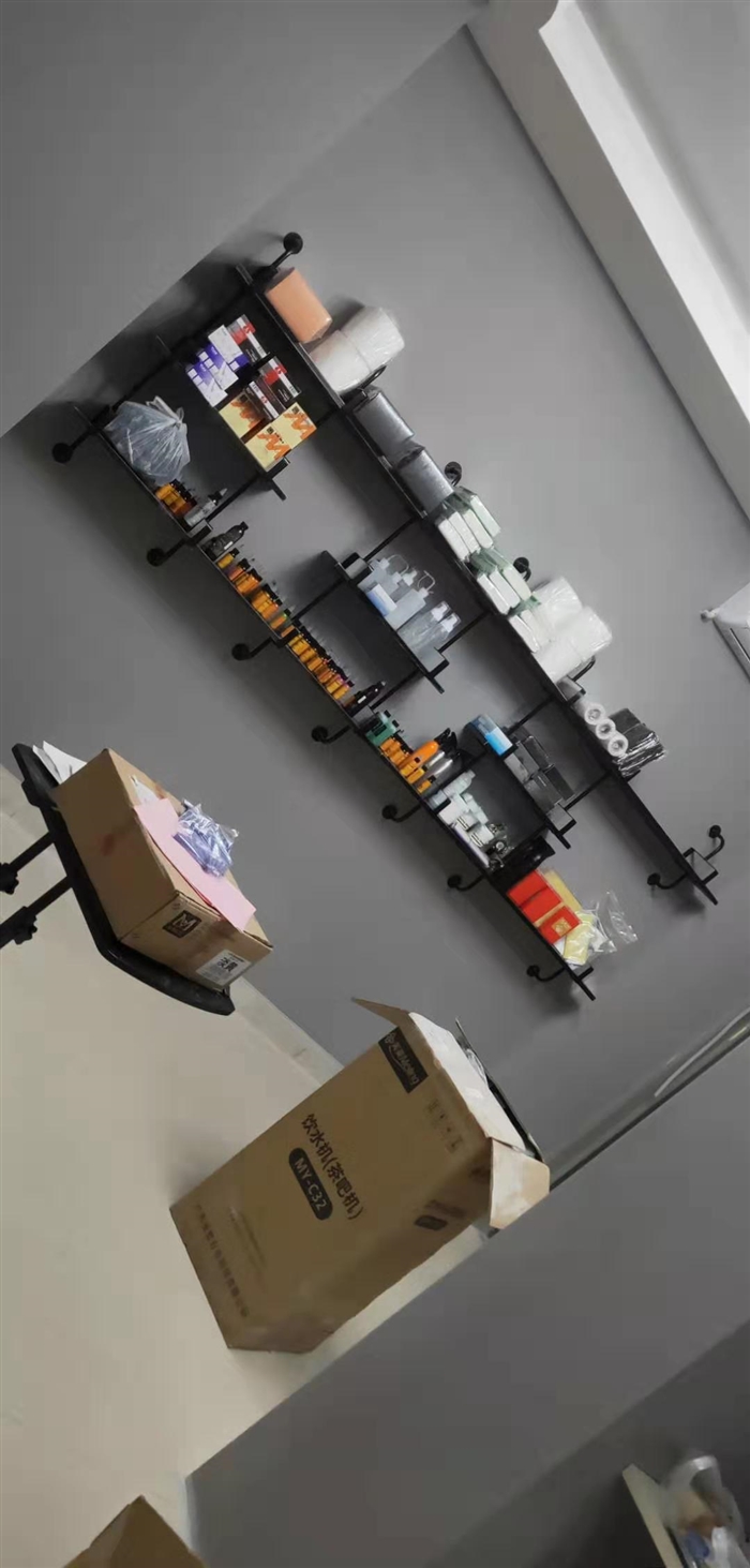 深圳临街纹身店转让 全新装修