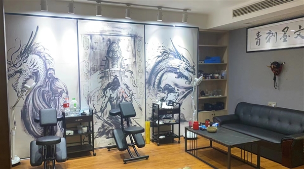 武汉招聘纹身师一名