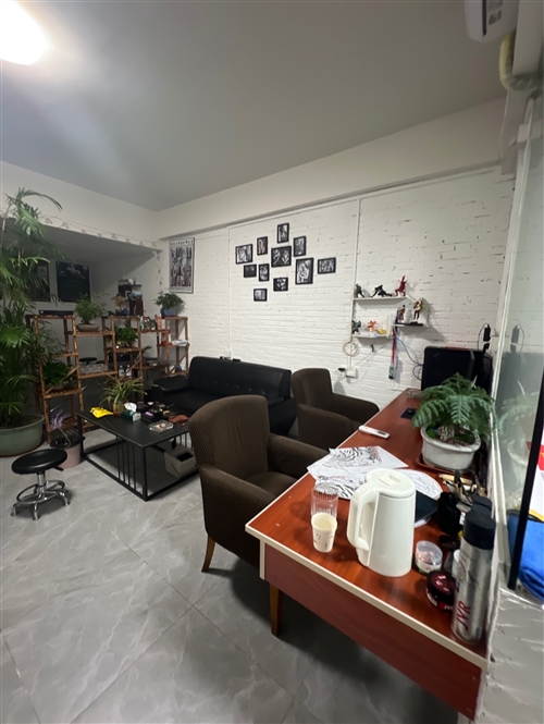 东莞纹身工作室转让 因回家有事也改行了 所有材料一起转及快手账号