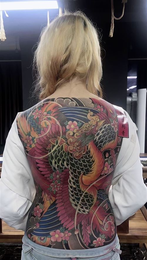 成都网红店招聘纹身师