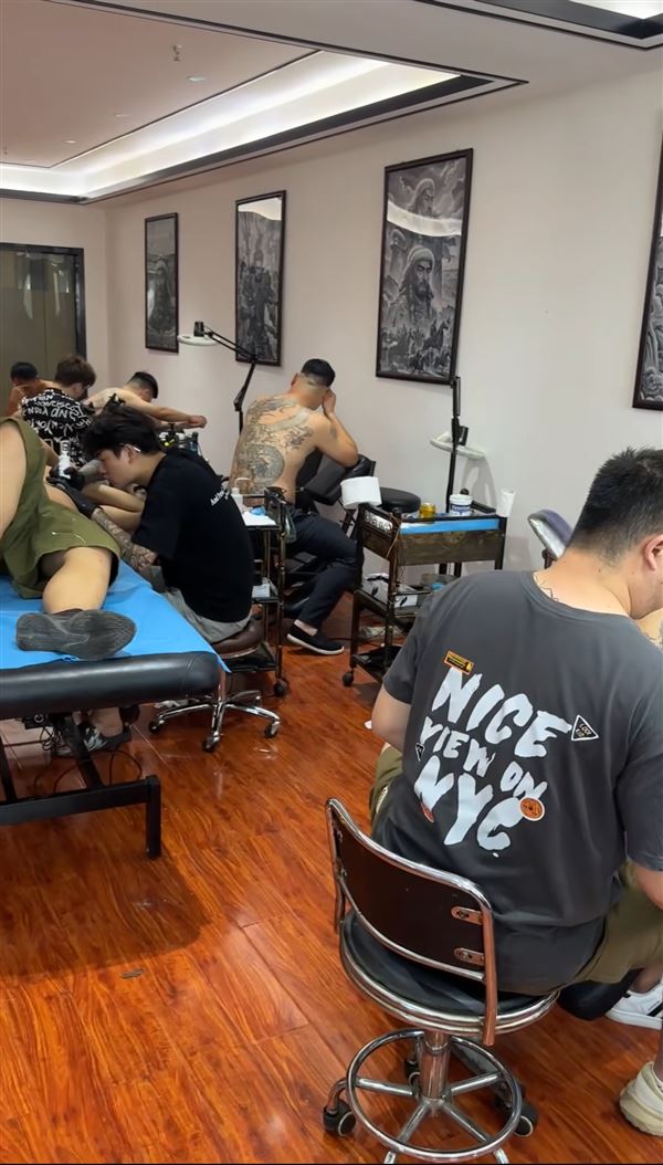 南通招聘纹身师