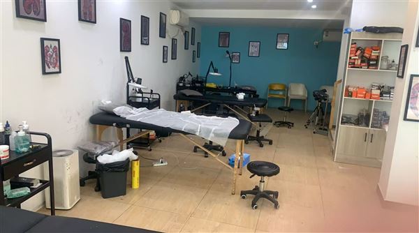 余姚纹身店转让，位置优越