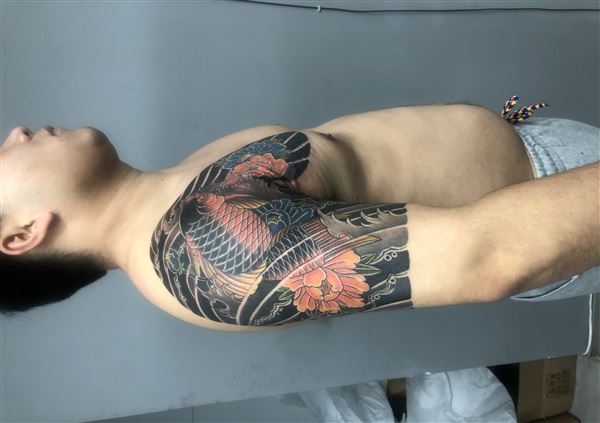 纹身师求职