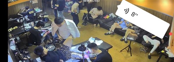 招聘纹身师月薪1w+
