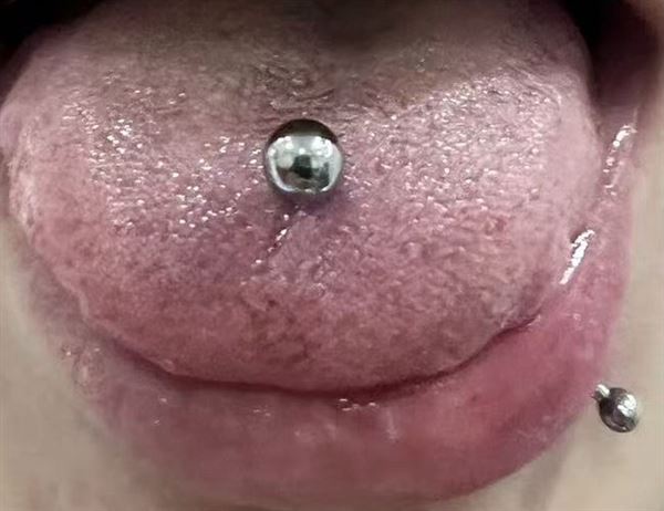 穿孔师