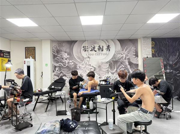 广东东莞招聘纹身师7000-15000