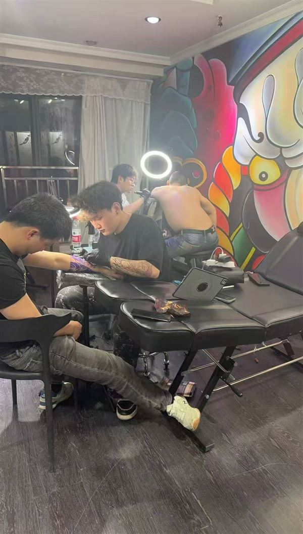 重庆万州招聘纹身师薪资8000～30000