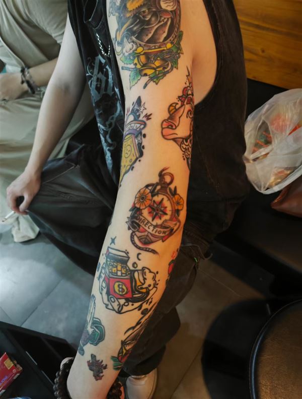 找有保底，能长期干的老店。