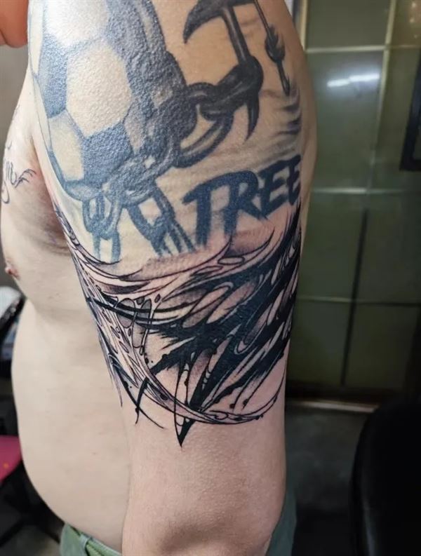 找有保底，能长期干的老店。