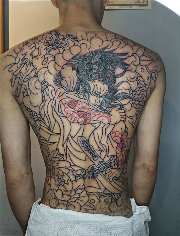 纹身师找活多的店 能熬夜不挑活不磨叽负责认真