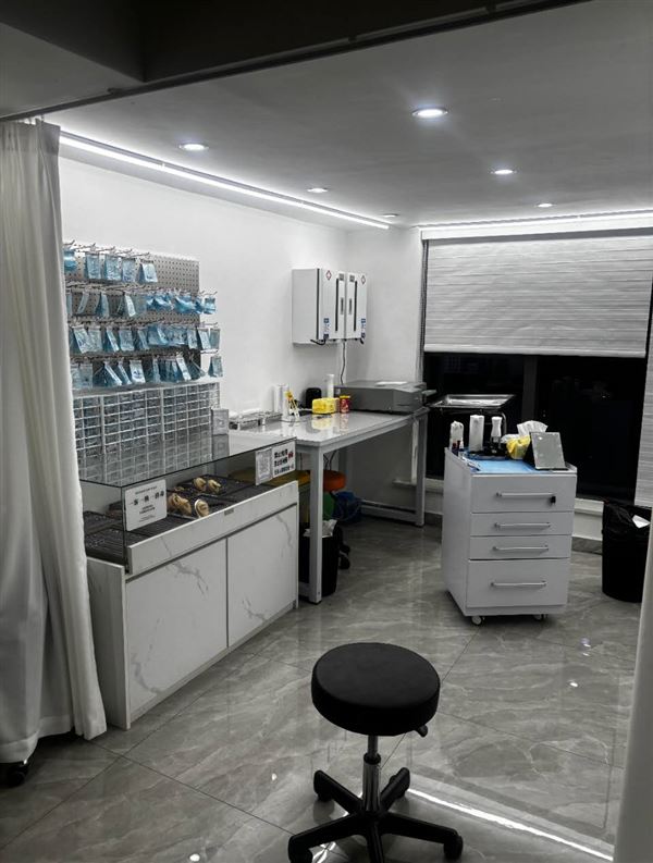 昆明招穿孔师，纹身师