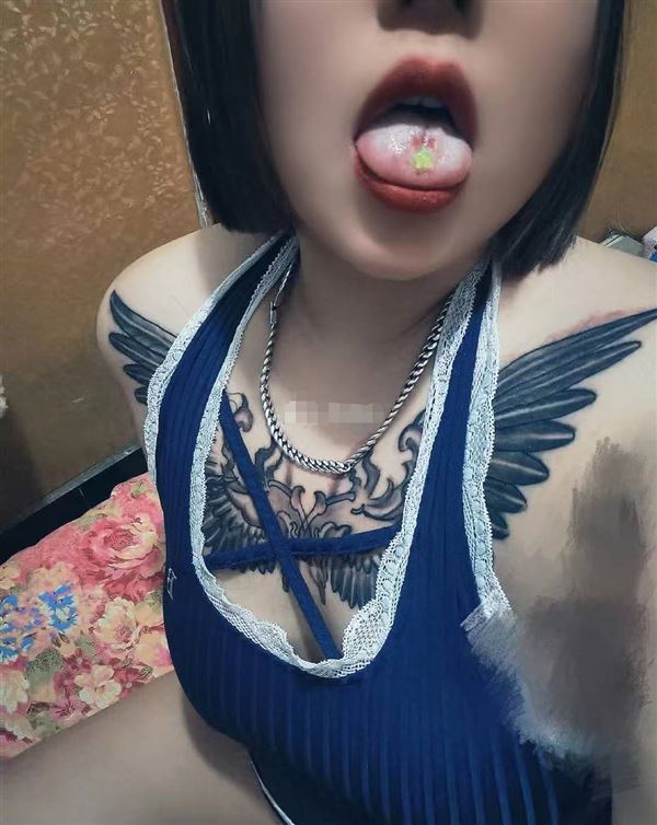 招聘新老纹身师，招聘店长，包住宿，大活多，环境好！！