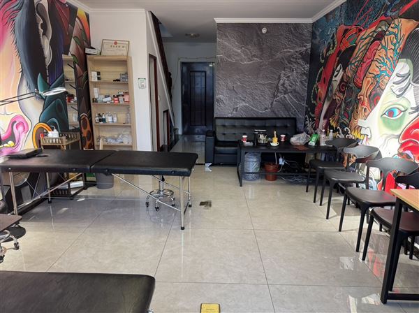 西安招聘纹身师