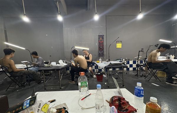 东莞找聘纹身师10000-15000