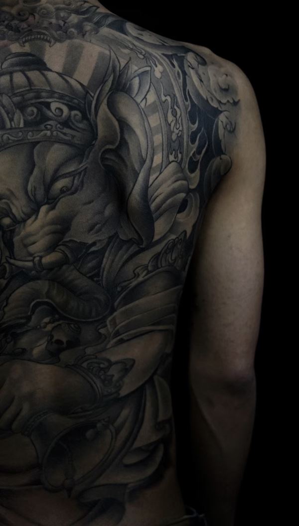 80后东北自营店铺纹身师,寻求长期工作