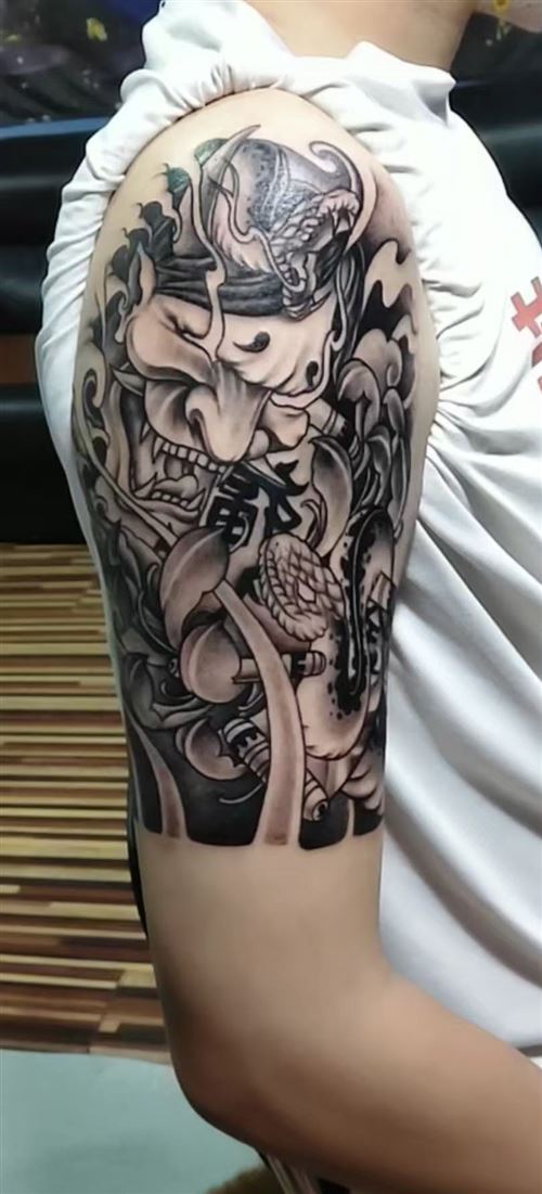 佛山纹身师求职