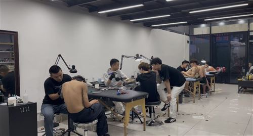 福建招聘纹身师保底12000至15000